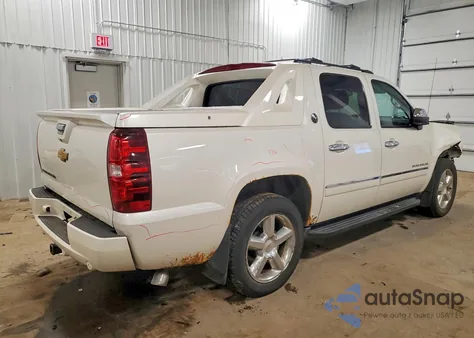 2013 Chevrolet Avalanche Ltz from USA, damaged, VIN 3GNTKGE73DG148738